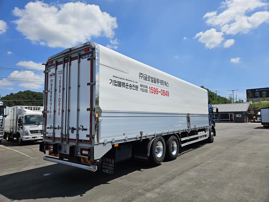 볼보 FE350 10톤 윙바디 2024년식 사진 4