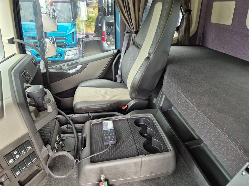 볼보 FM 24톤 암롤 2022년식 사진 13