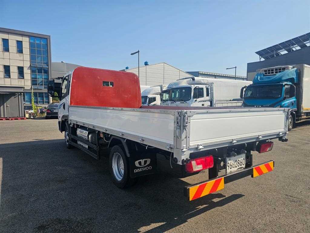 타타대우 더쎈 3.5톤 카고 2022년식 사진 4