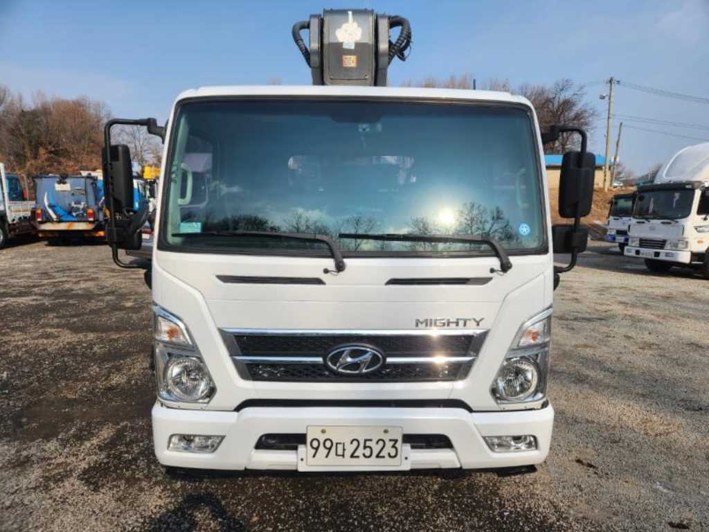 현대 마이티 3.5톤 고소작업차 2017년식 사진 2