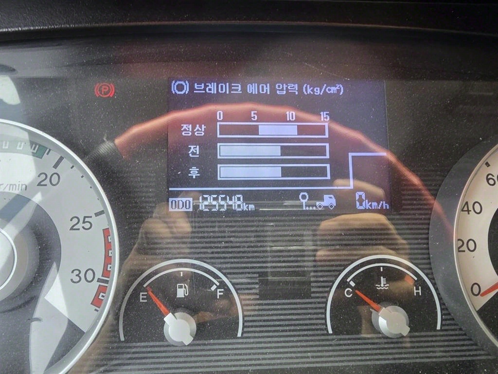 현대 메가트럭 5톤 윙바디 2011년식 사진 14