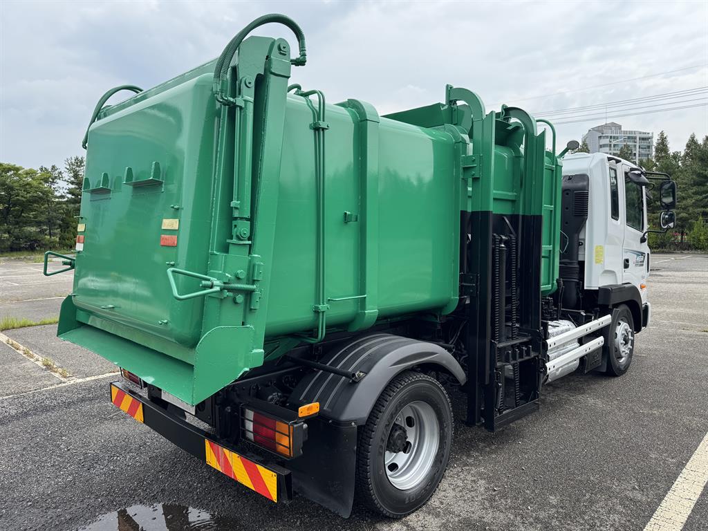 현대 메가트럭 5톤 음식물수거차 2016년식 사진 5