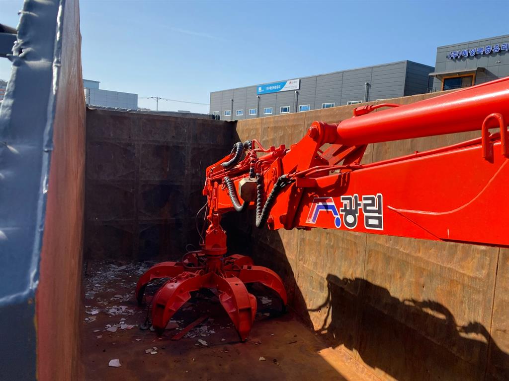 현대 메가트럭 5톤 집게차 2021년식 사진 9