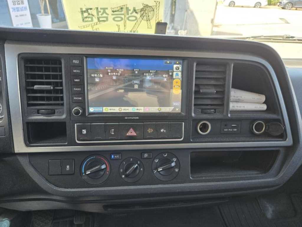 현대 마이티 3.5톤 내장탑 2019년식 사진 11
