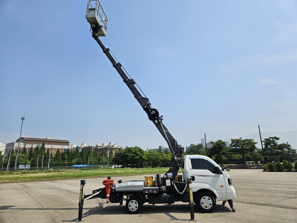 기아 봉고3 1톤 고소작업차 2021년식 사진 9
