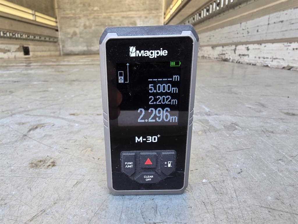이스즈 엘프 3.5톤 윙바디 2024년식 짐칸 치수 비교