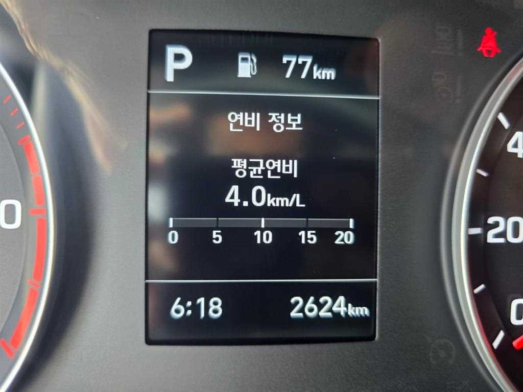 현대 마이티 2.5톤 익스탑 2026년식 계기판과 후방카메라