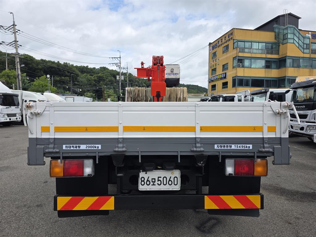8.5톤 카고크레인 2018년식 사진 5